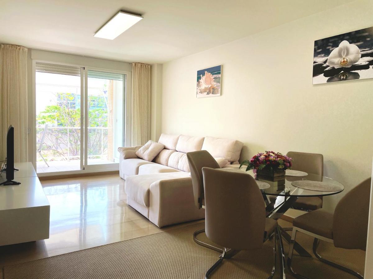 Golden Gardens Lux Apartment ฮาเวอา ภายนอก รูปภาพ