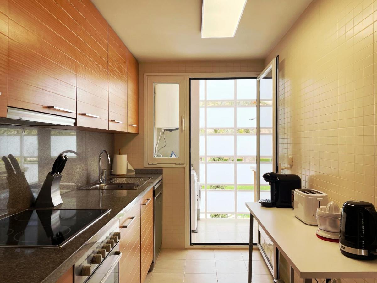 Golden Gardens Lux Apartment ฮาเวอา ภายนอก รูปภาพ