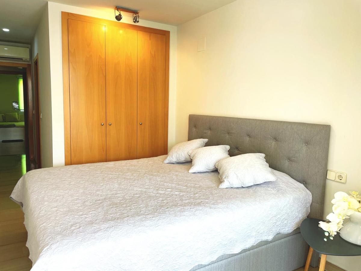 Golden Gardens Lux Apartment ฮาเวอา ภายนอก รูปภาพ