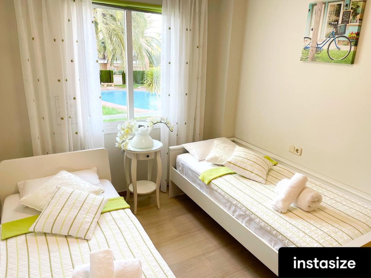 Golden Gardens Lux Apartment ฮาเวอา ภายนอก รูปภาพ